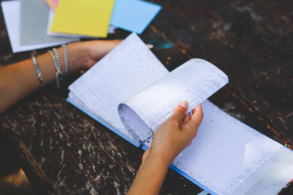 Illustration related to writing benefits
